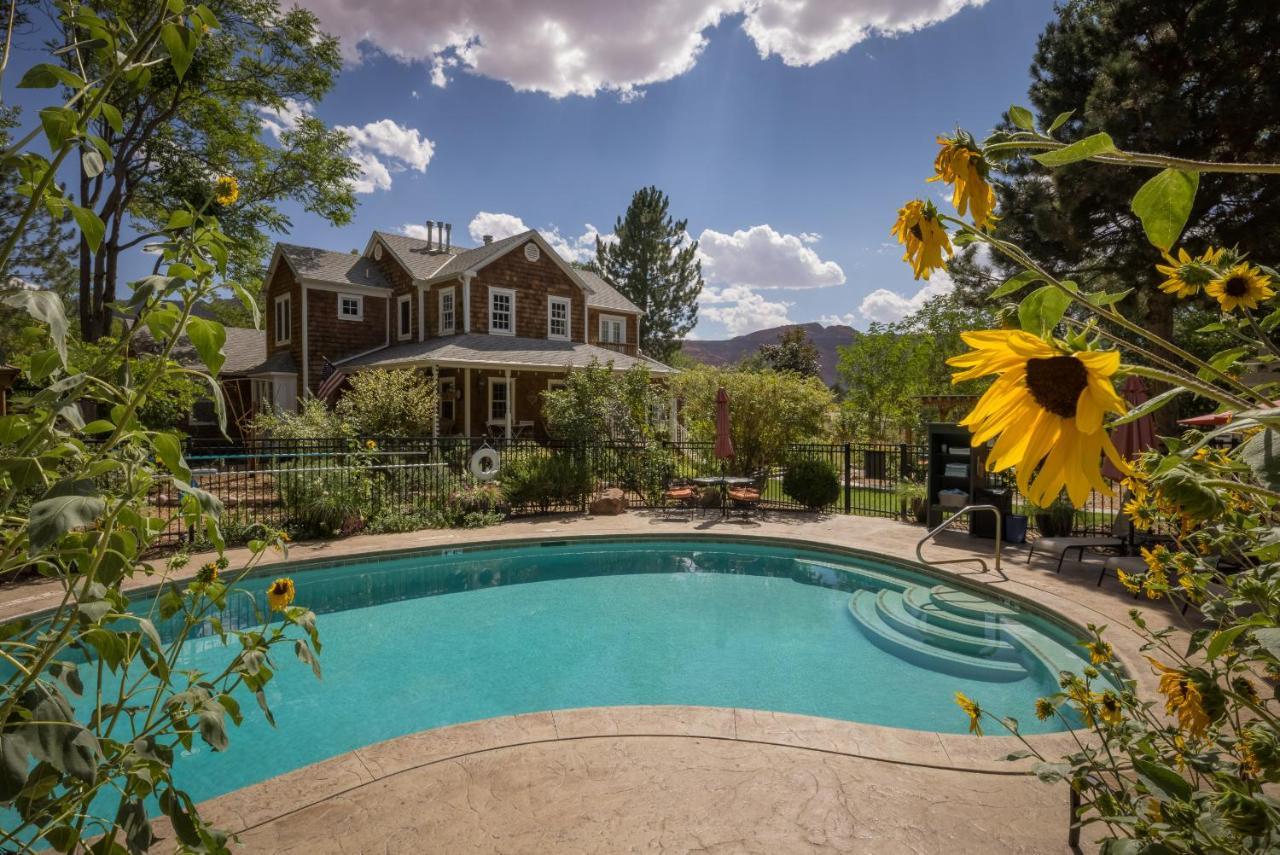 Sunflower Hill Inn Моаб Экстерьер фото